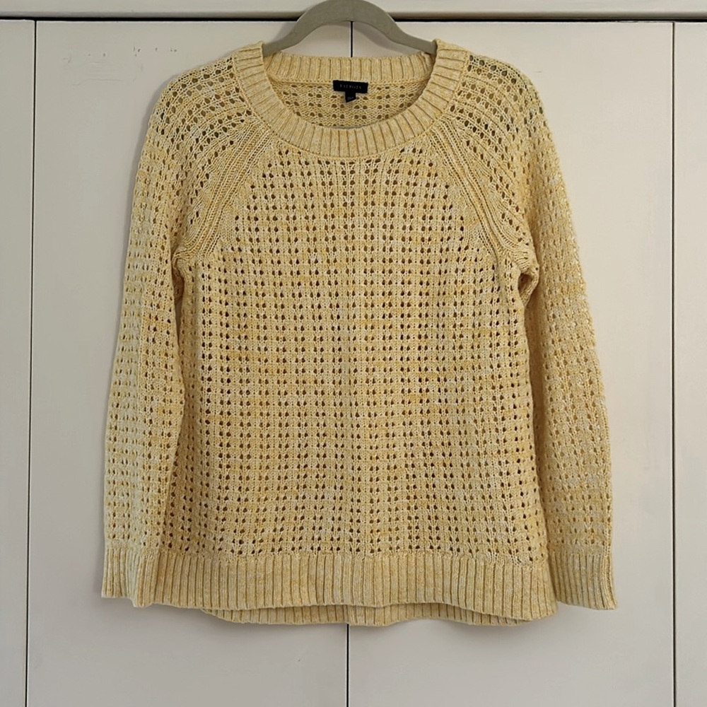 Cheery yellow crochet Talbots sweater. Small.